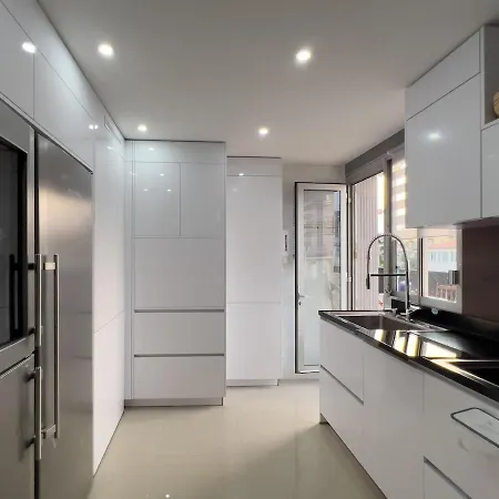 Beautiful Renovated Luxury Terrace Parking Διαμέρισμα Κάννες