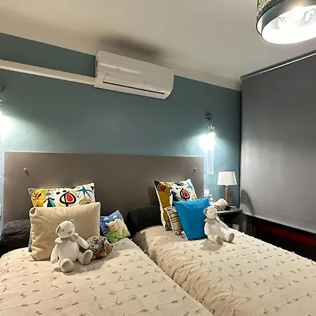 Beautiful Renovated Luxury Terrace Parking * Κάννες