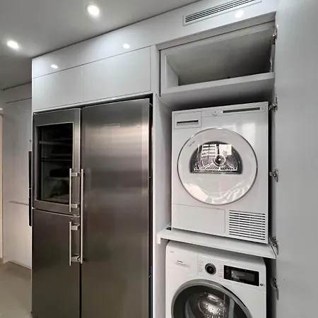 Διαμέρισμα Beautiful Renovated Luxury Terrace Parking *