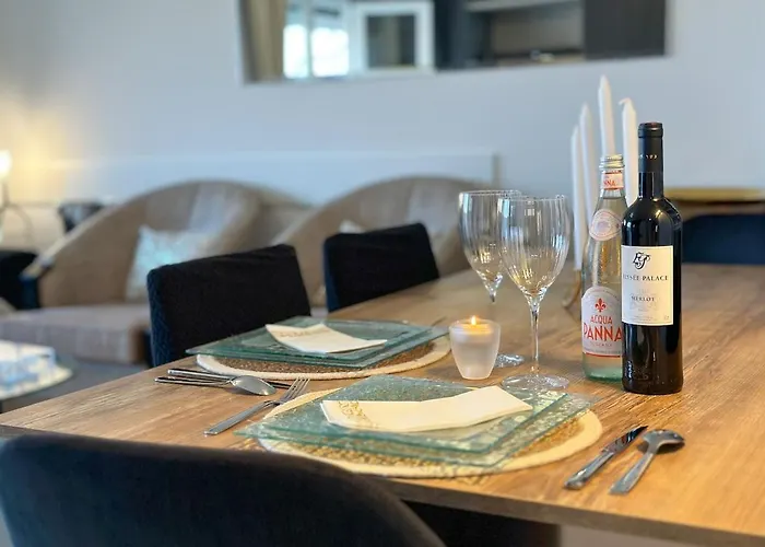 Beautiful Renovated Luxury Terrace Parking شقة كان